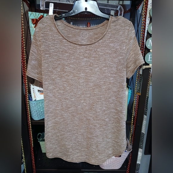 🎈24/7🎈BUY 1 GET 1 FREE ALL LISTINGS🎈Sparkly Flowy Top Sz M - Picture 15 of 16